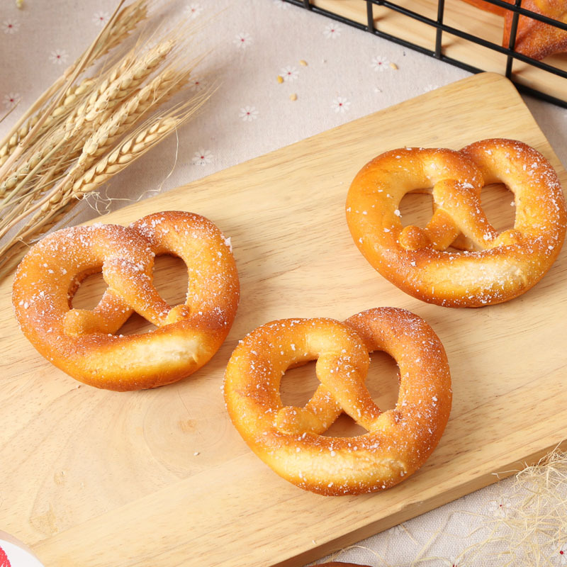 Photography Of Food - シミュレーション食品人工パンモデル偽ドーナツ家の装飾ケーキショップベーカリー窓ディスプレイ写真撮影小道具テーブル装飾